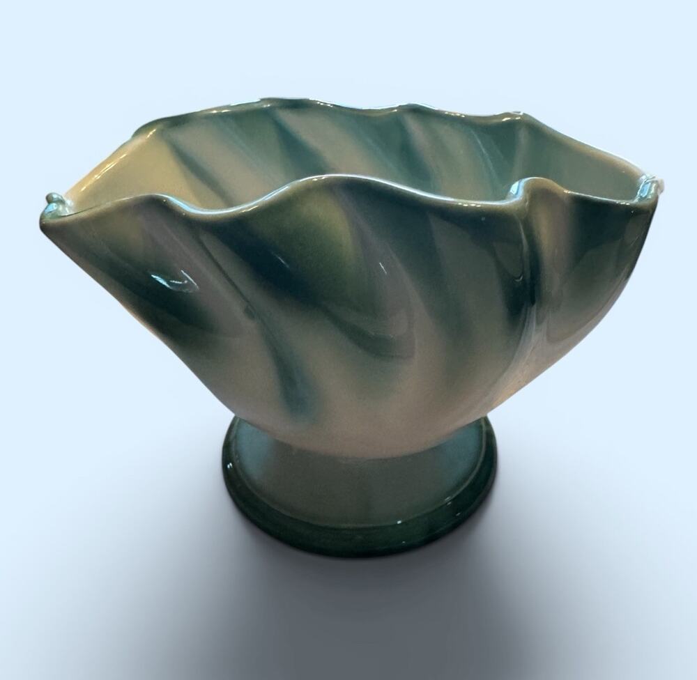 Vintage Hull Regal Pottery Planter Scallopped White and Green 6” long